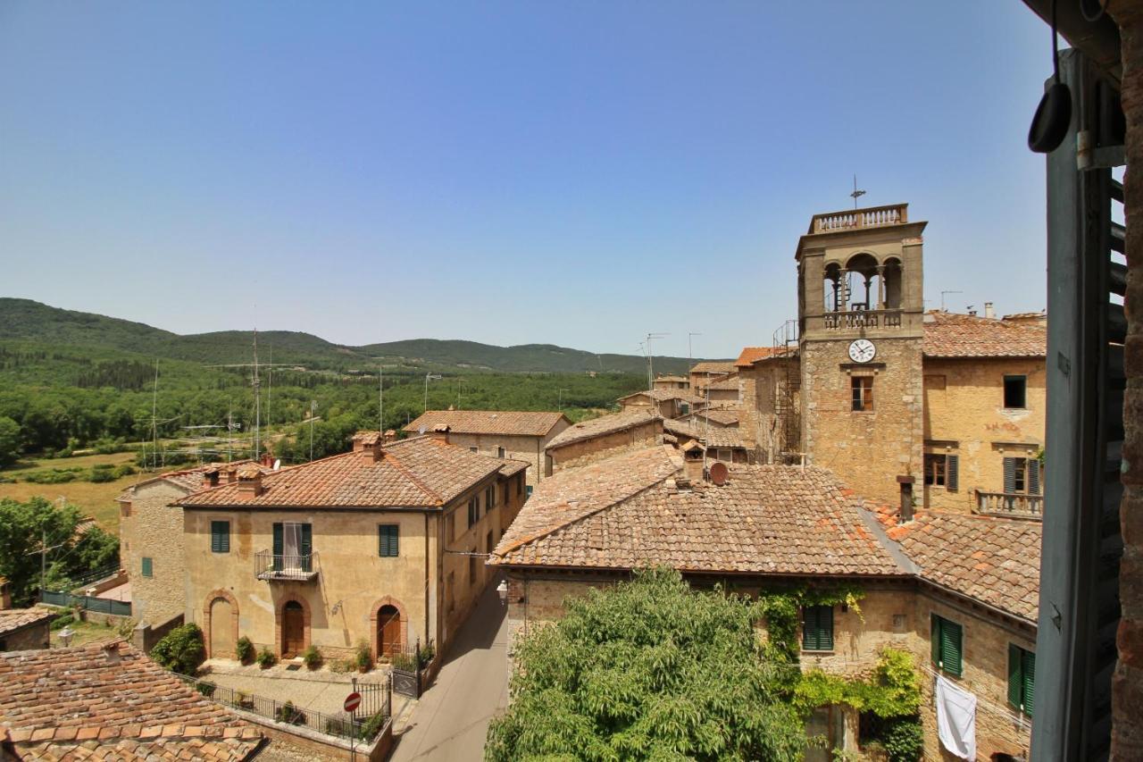 Castello Di Sovicille - Residenza D'Epoca Bed & Breakfast Exterior photo
