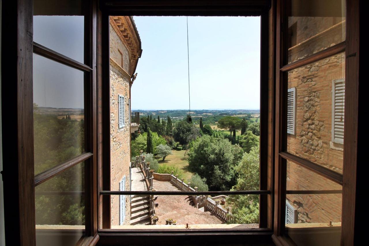 Castello Di Sovicille - Residenza D'Epoca Bed & Breakfast Exterior photo