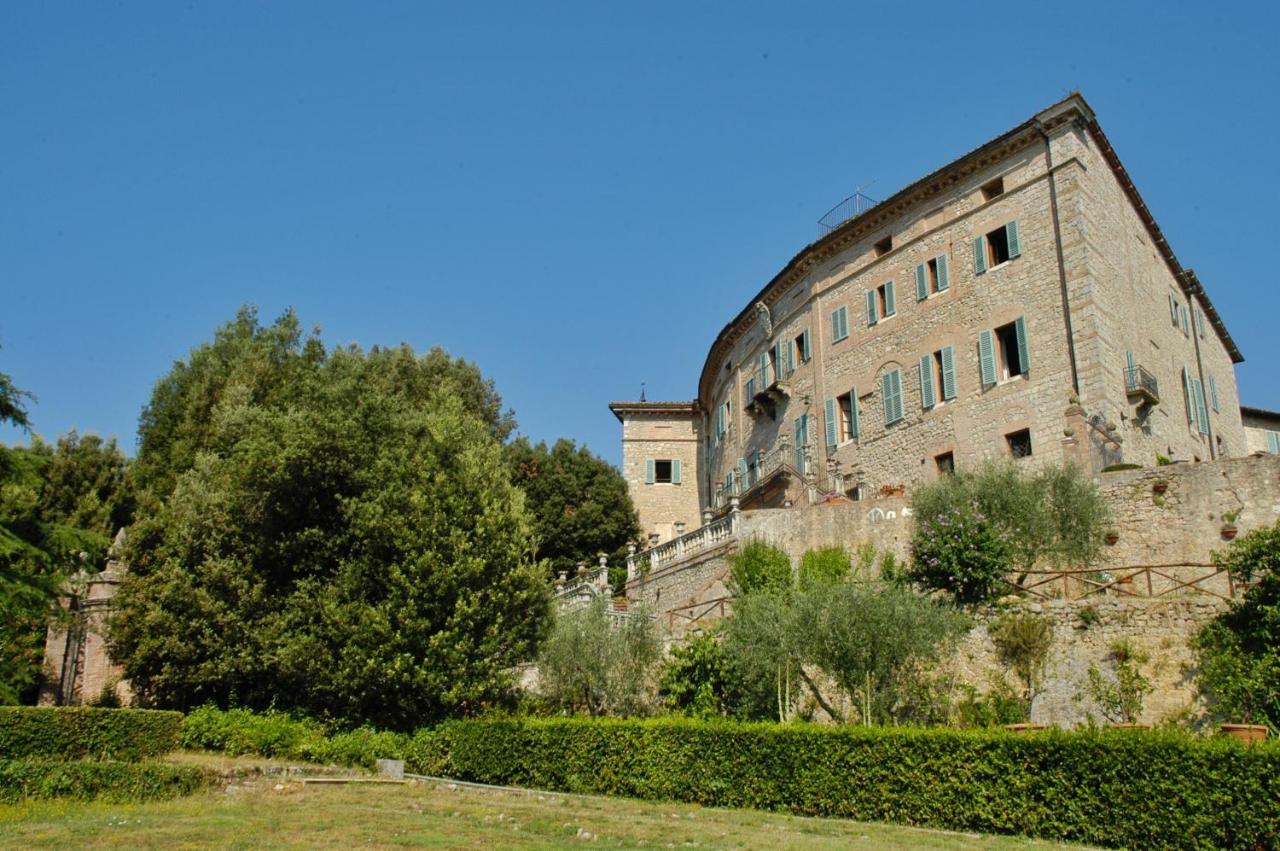 Castello Di Sovicille - Residenza D'Epoca Bed & Breakfast Exterior photo