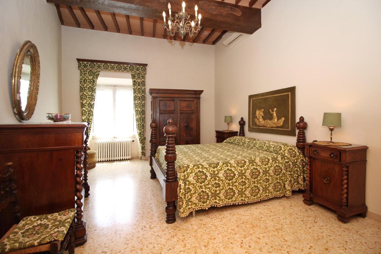 Castello Di Sovicille - Residenza D'Epoca Bed & Breakfast Exterior photo