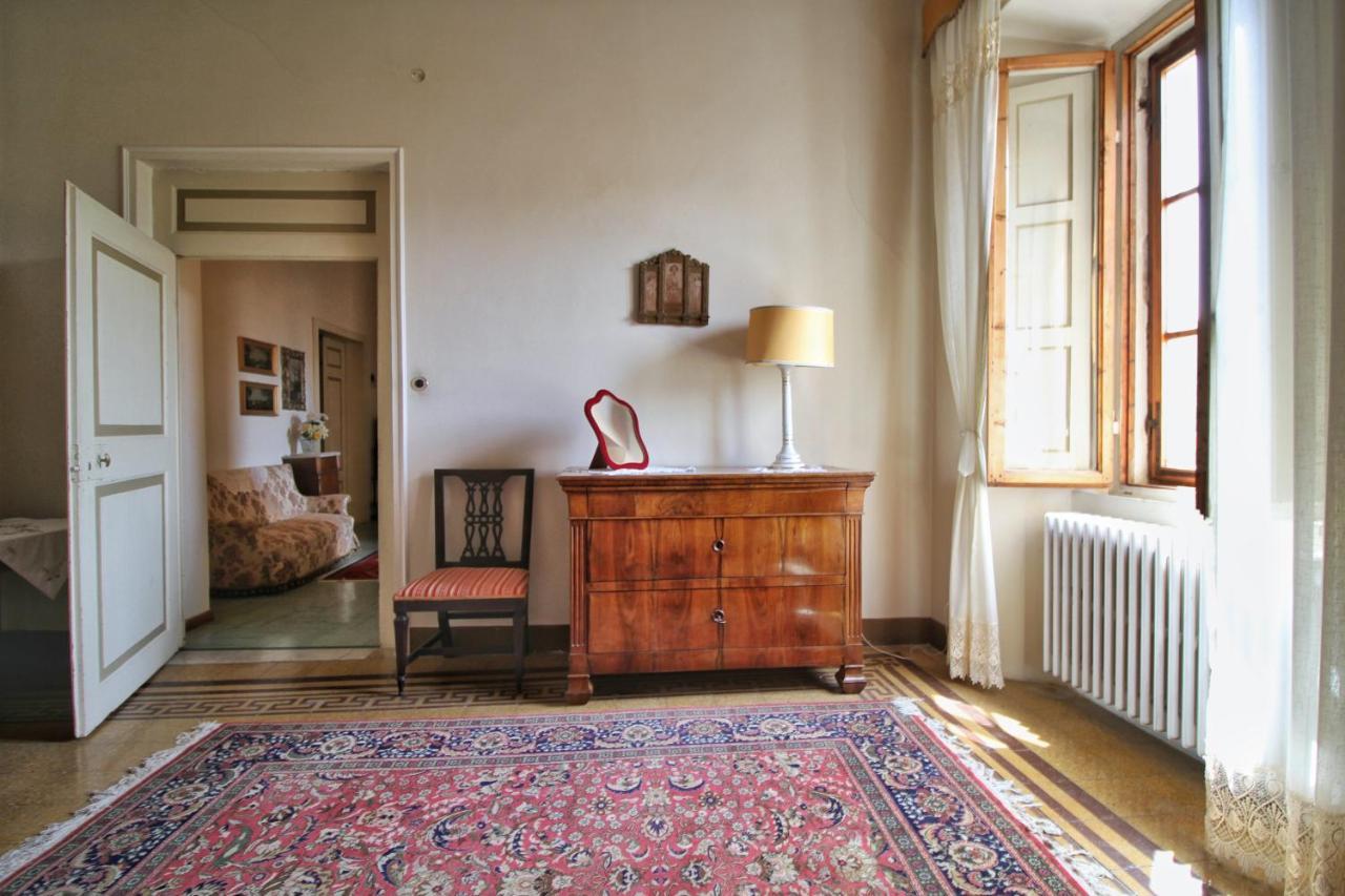 Castello Di Sovicille - Residenza D'Epoca Bed & Breakfast Exterior photo
