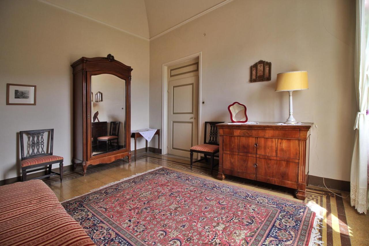 Castello Di Sovicille - Residenza D'Epoca Bed & Breakfast Exterior photo