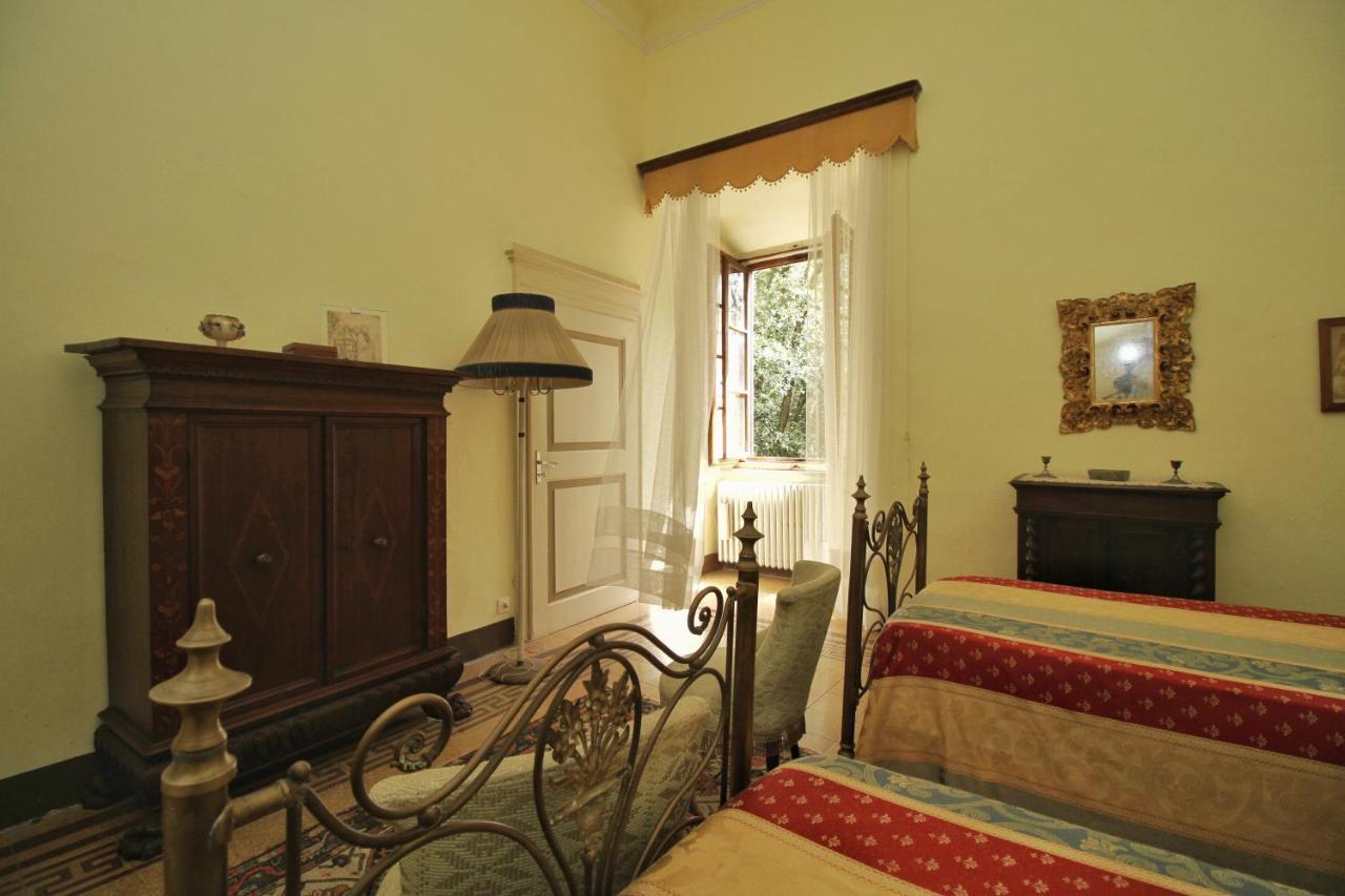 Castello Di Sovicille - Residenza D'Epoca Bed & Breakfast Exterior photo