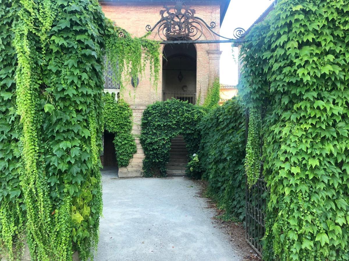 Castello Di Sovicille - Residenza D'Epoca Bed & Breakfast Exterior photo