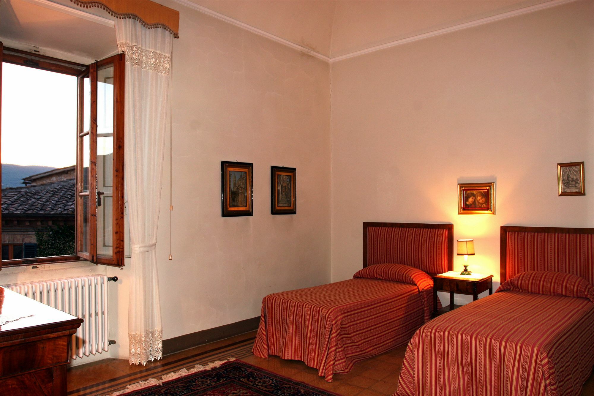 Castello Di Sovicille - Residenza D'Epoca Bed & Breakfast Exterior photo